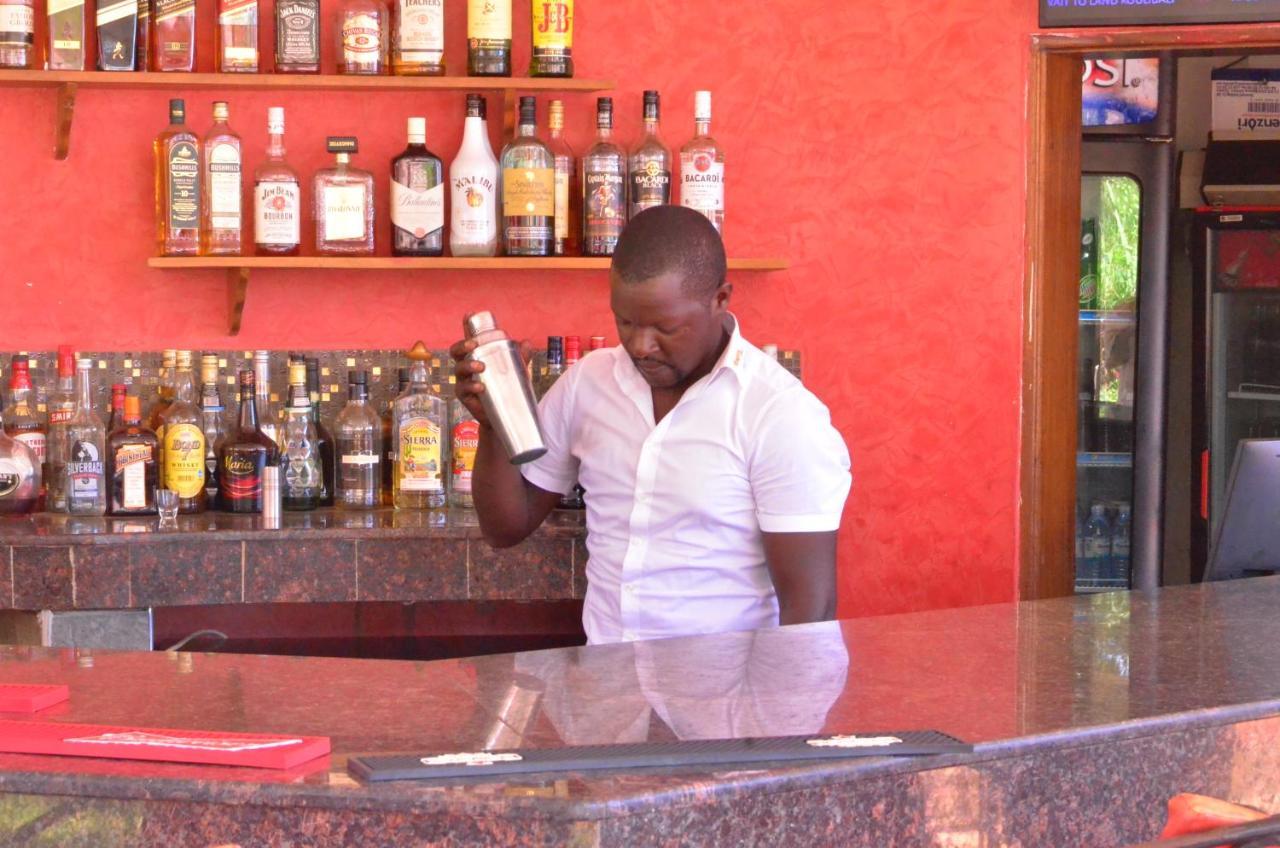 Nile Village Hotel & Spa Jinja Extérieur photo
